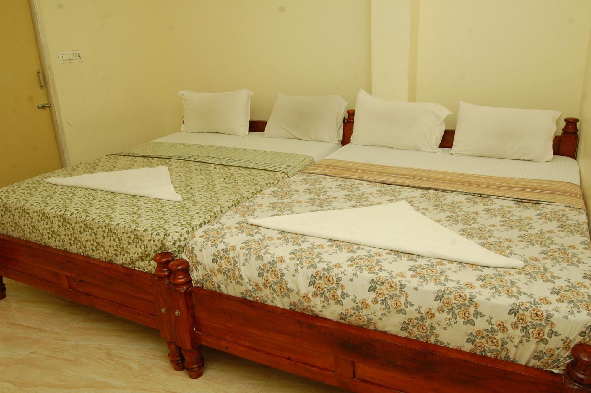 Sankara Residency Hotell Kancheepuram Exteriör bild